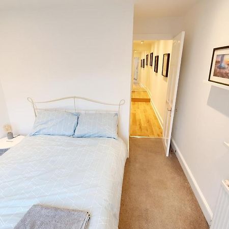 Lovely 2 Bedroom Period Garden Flat. Londres Exterior foto
